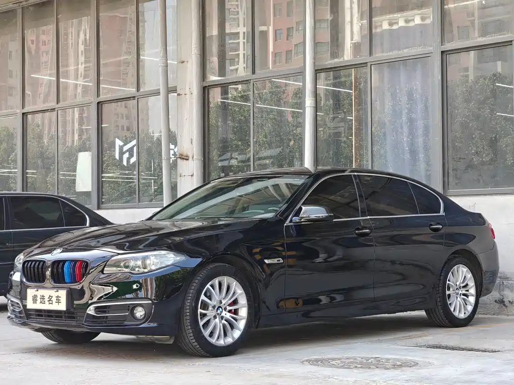 BMW 5 Series 2015 — фото 2