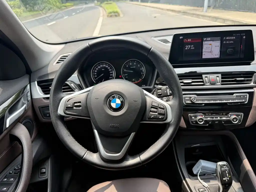 BMW X1 2020 — фото 14