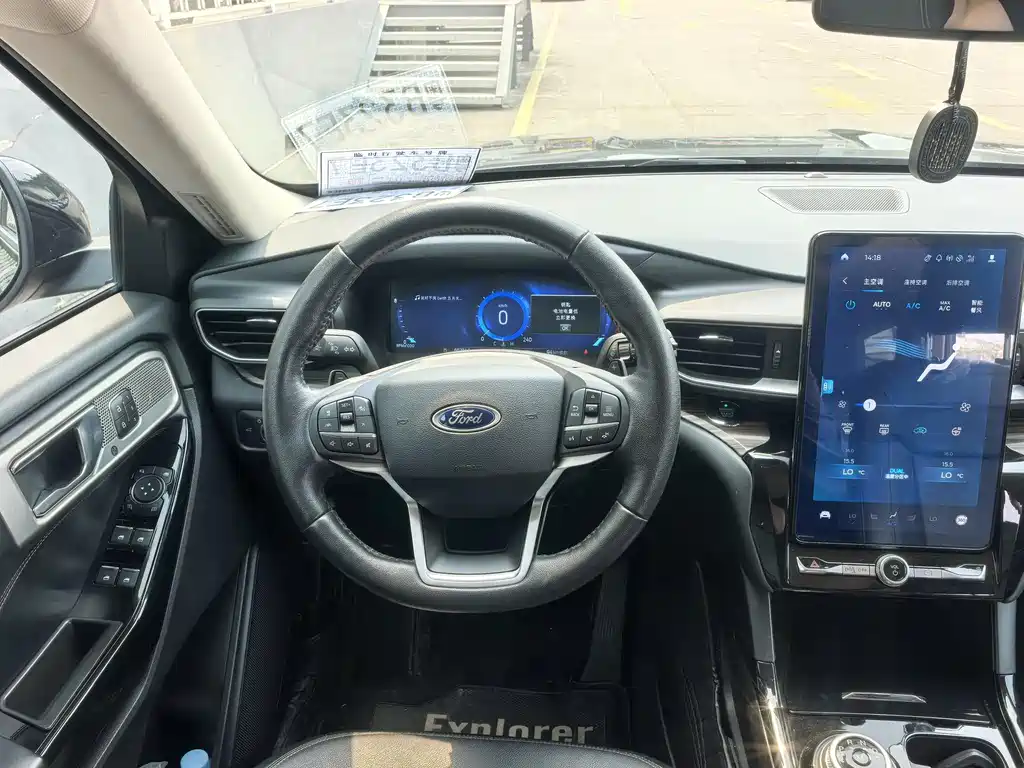 Ford Explorer 2020 — фото 18