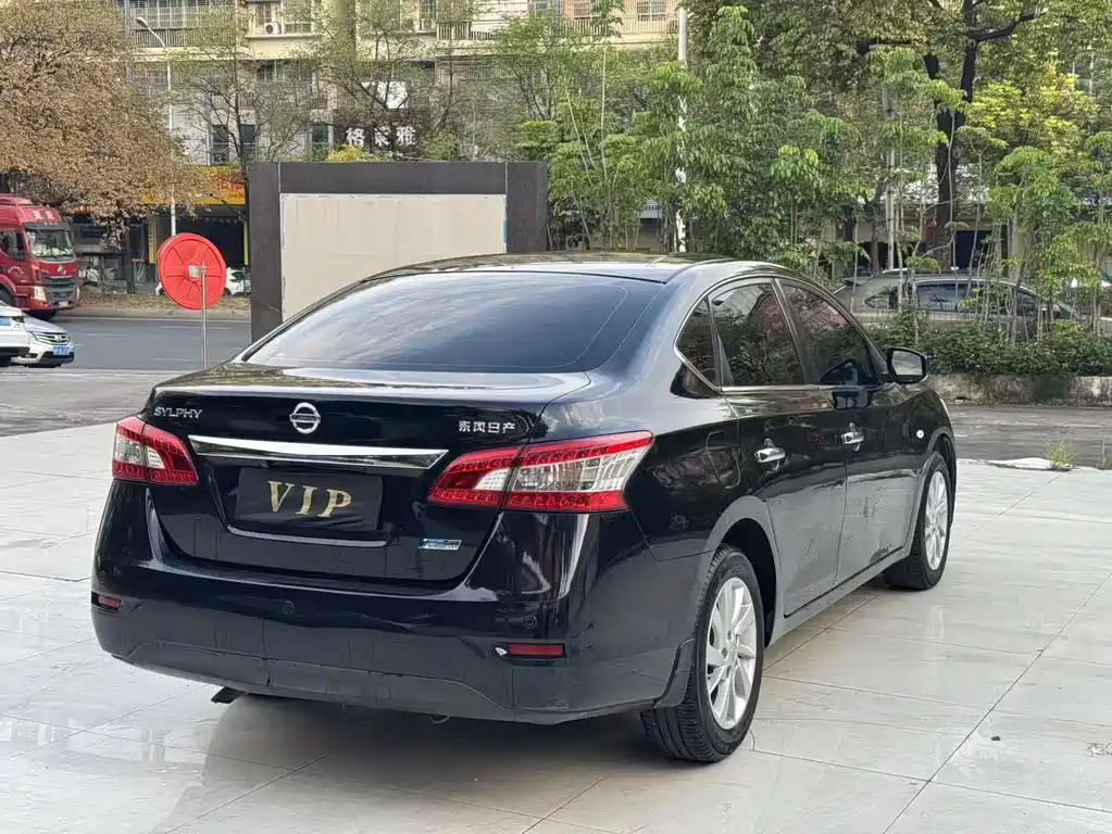 Nissan Sylphy 2013 — фото 7