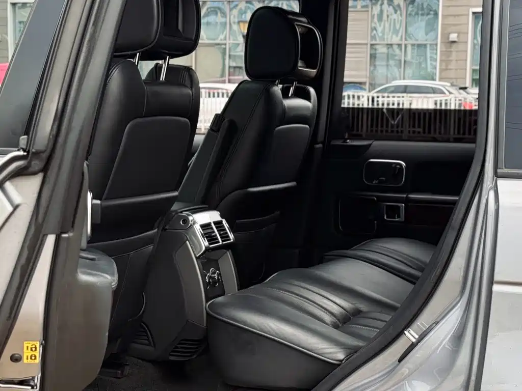 Land Rover Range Rover 2012 — фото 16