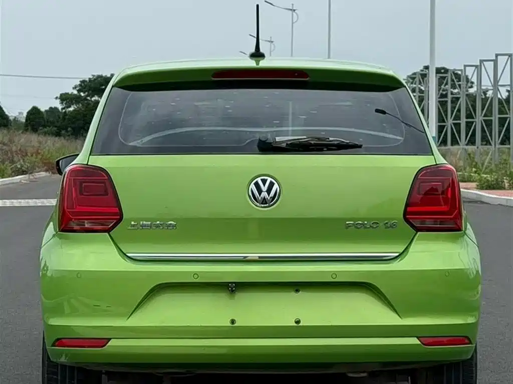 Volkswagen Polo 2015 — фото 5