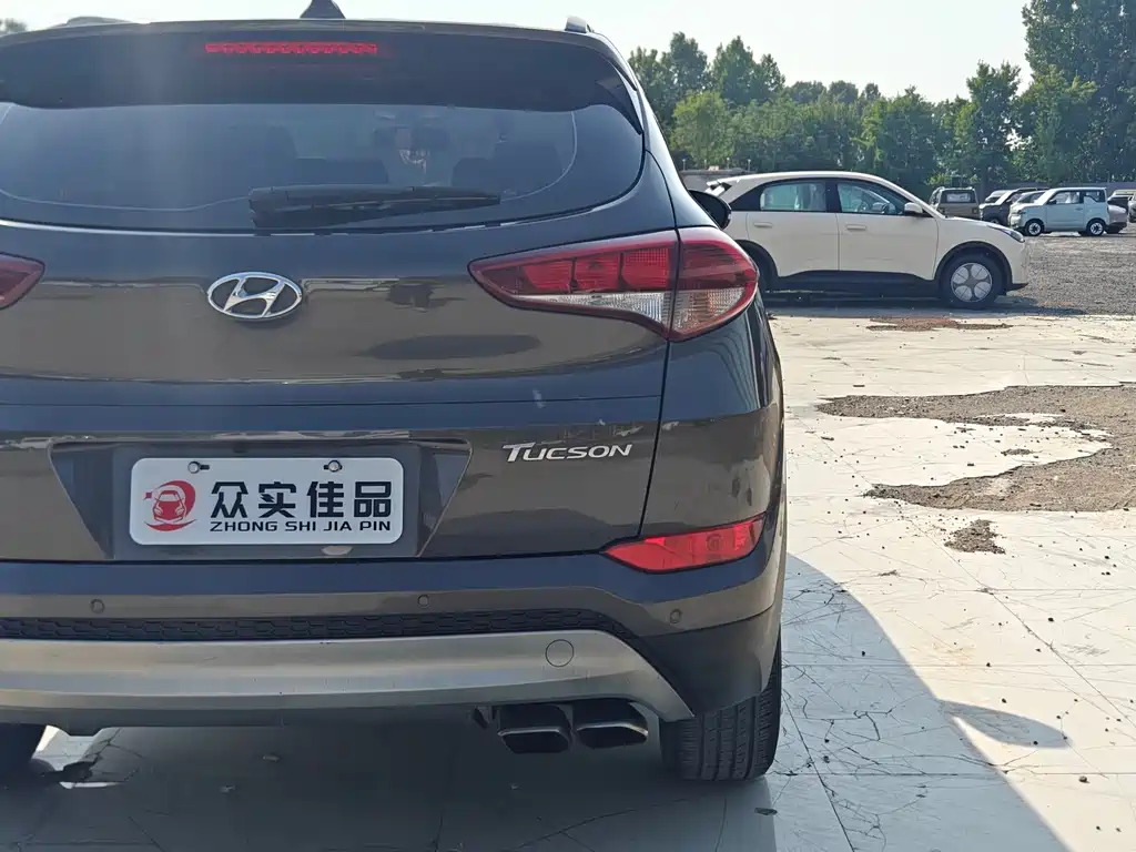 Hyundai Tucson 2016 — фото 25