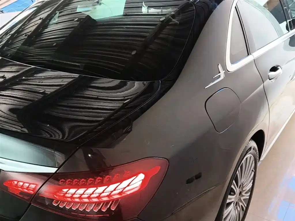 Mercedes-Benz E-Class 2023 — фото 7