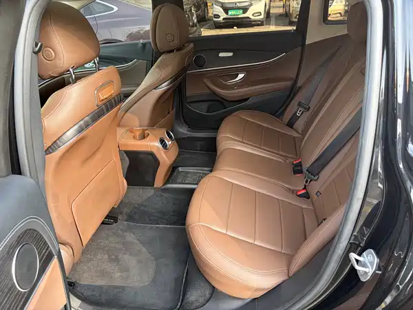Mercedes-Benz E-Class 2019