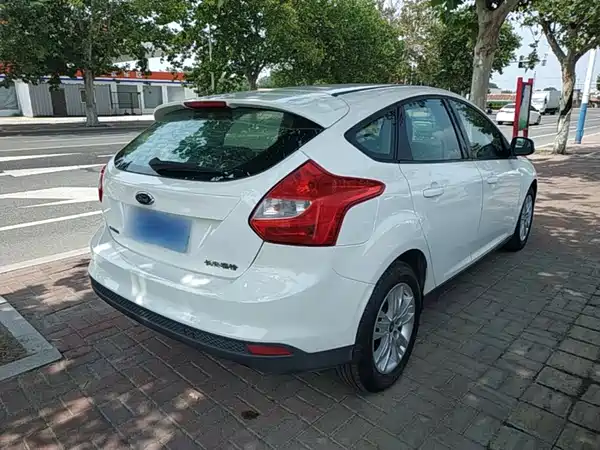 Ford Focus 2015