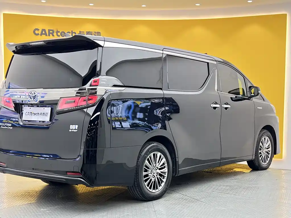 Toyota Vellfire 2020 — фото 30