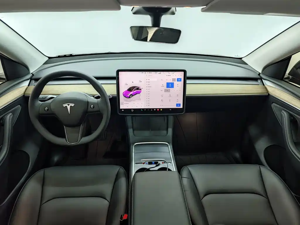 Tesla Model Y 2023 — фото 15