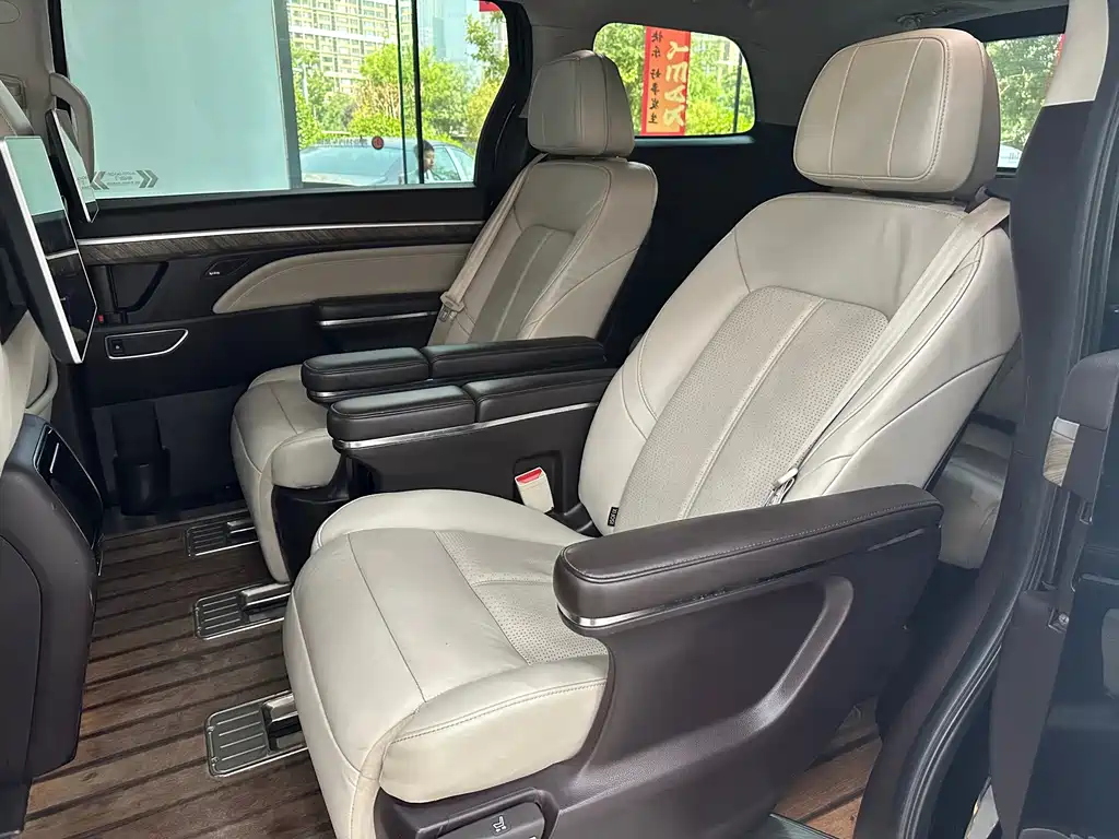 GAC Trumpchi M8 2021 — фото 17