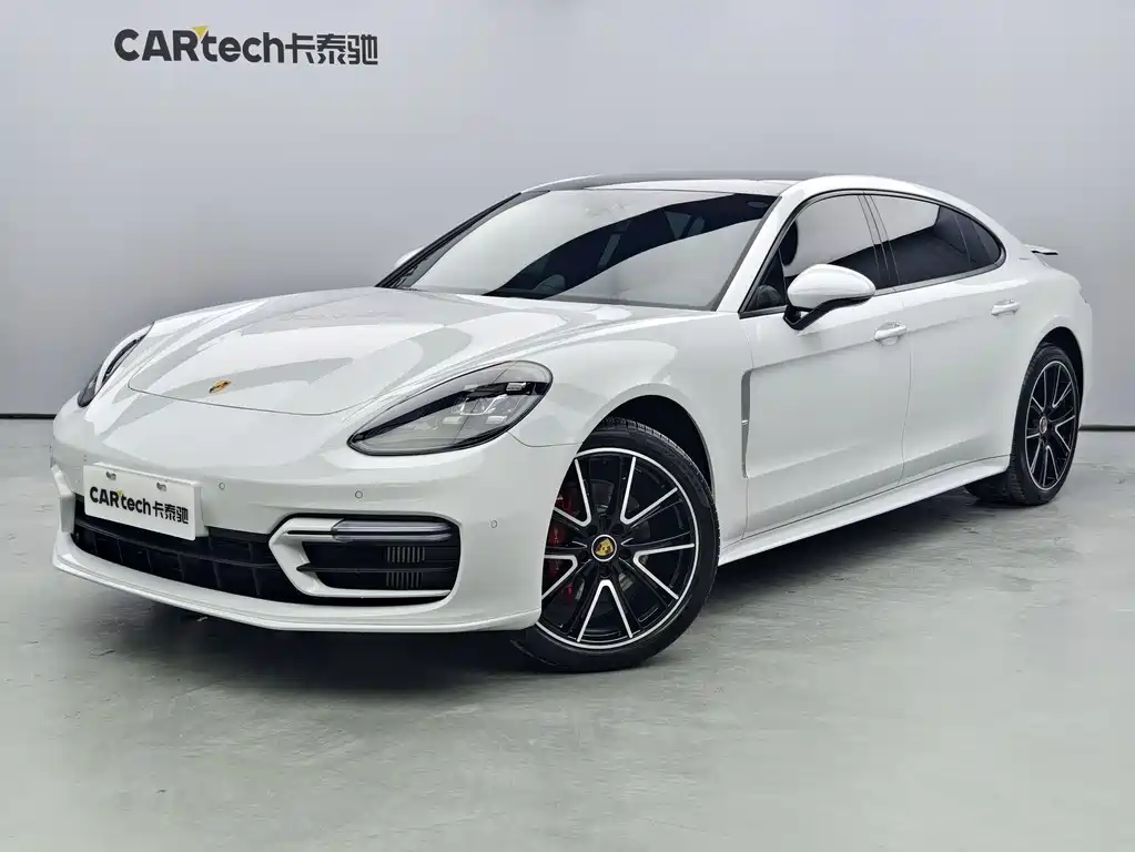 Porsche Panamera 2021 — фото 1