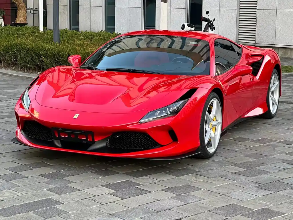 Ferrari F8 2020 — фото 1