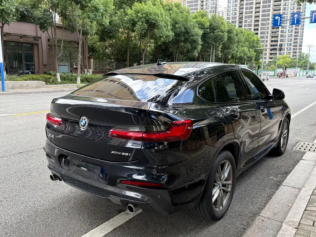 BMW X4 2021 — фото 6