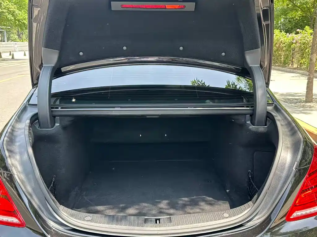 Mercedes-Benz S-Class 2016 — фото 11