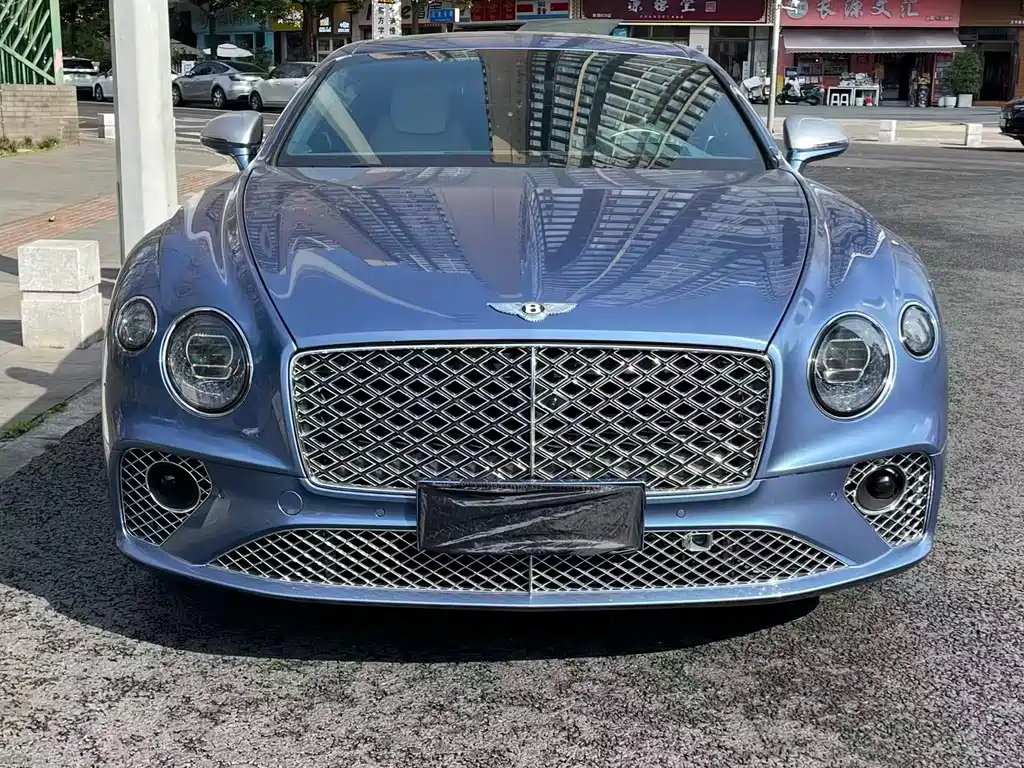 Bentley Continental 2023 — фото 2