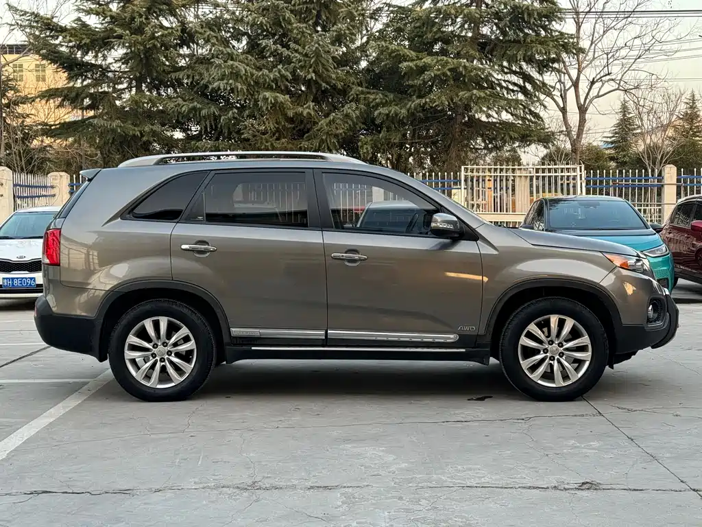 Kia Sorento 2012 — фото 17