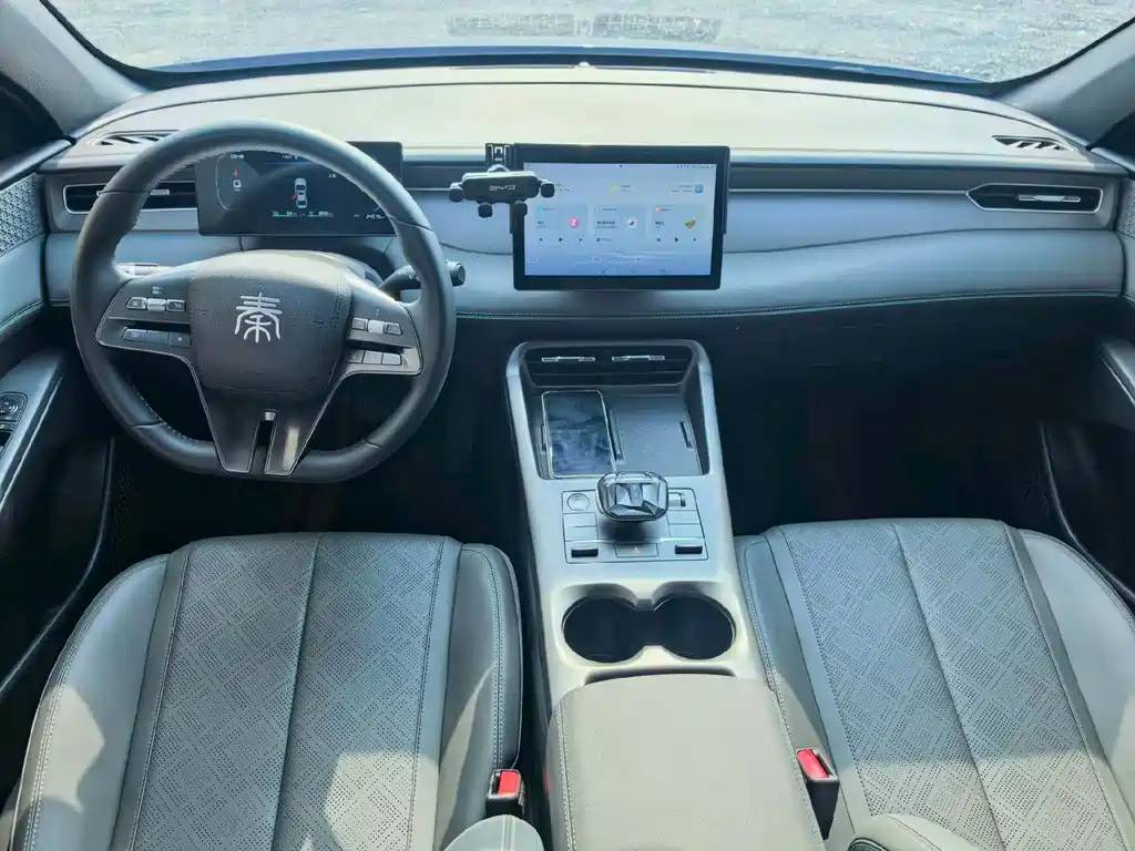 BYD Qin PLUS 2025 — фото 8