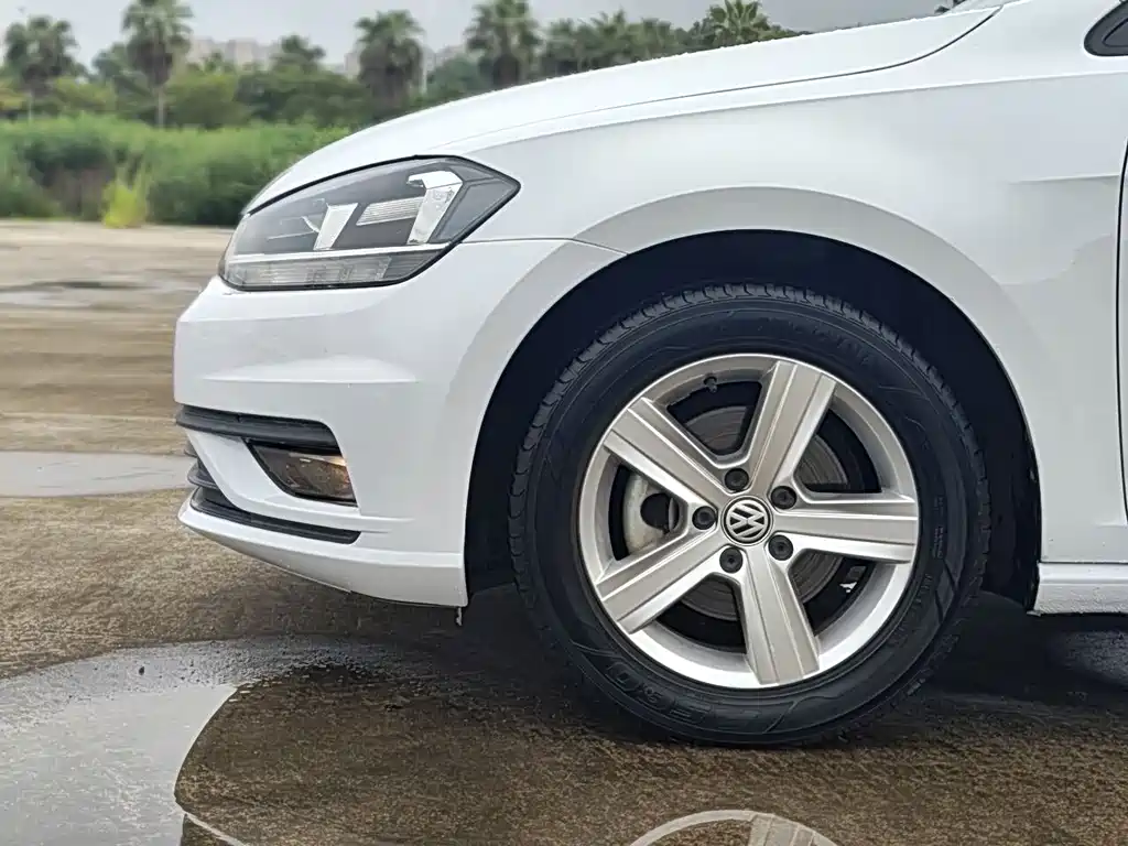 Volkswagen Golf 2019