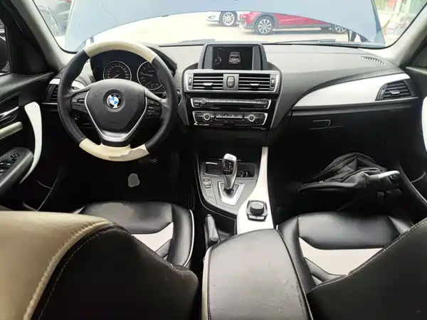 BMW 1 Series 2015