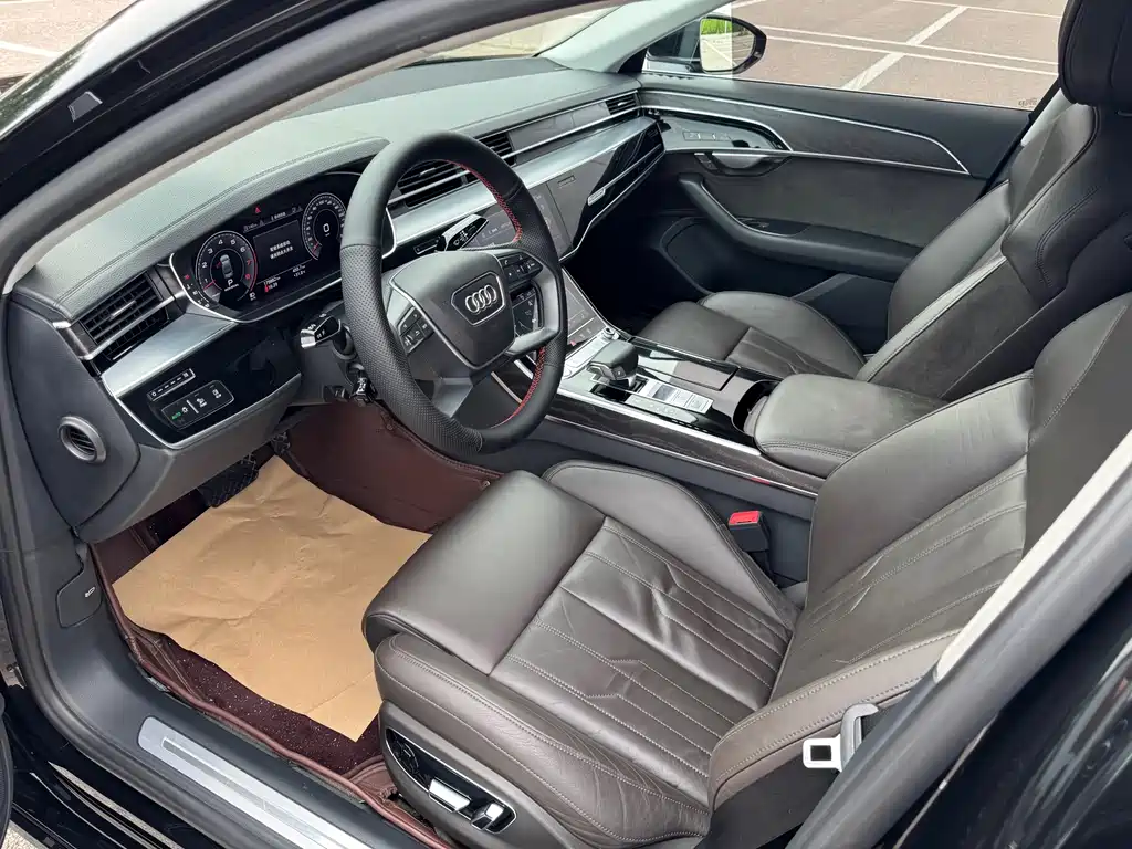 Audi A8 2019 — фото 10