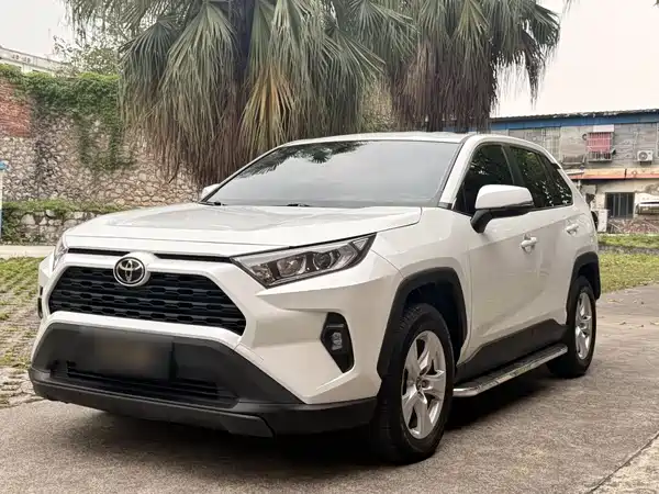Toyota RAV4 2023