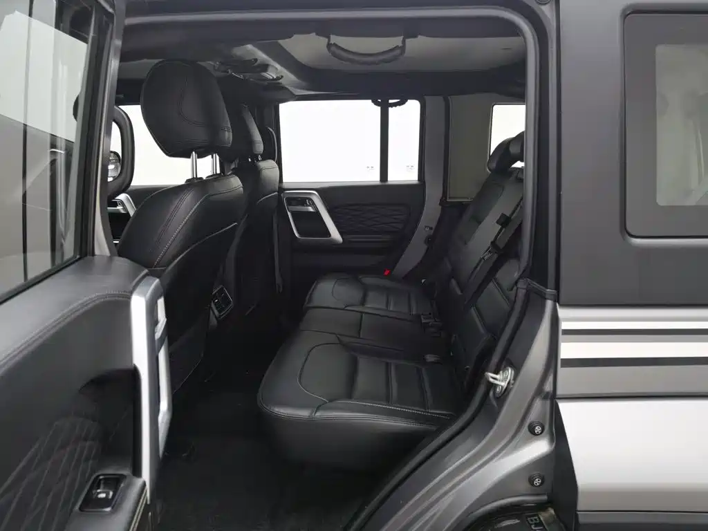 BAIC BJ40 2023 — фото 15