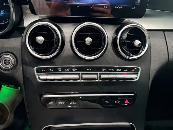 Mercedes-Benz C-Class 2020