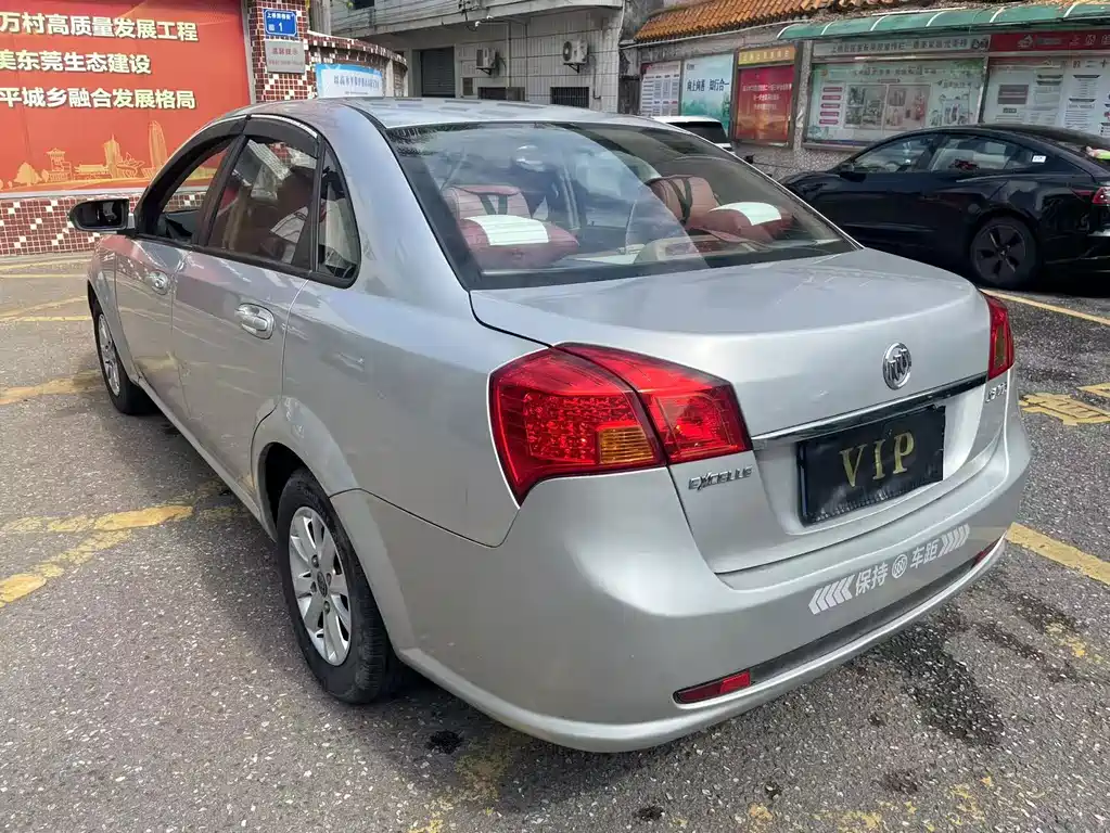Buick Excelle 2011