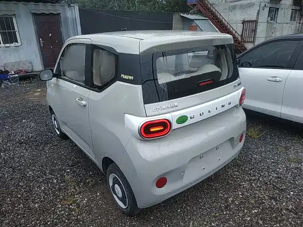 Wuling Hongguang MINIEV 2025