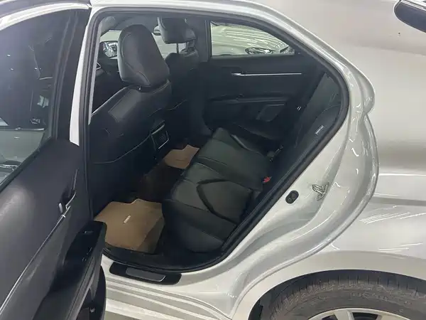 Toyota Camry 2022