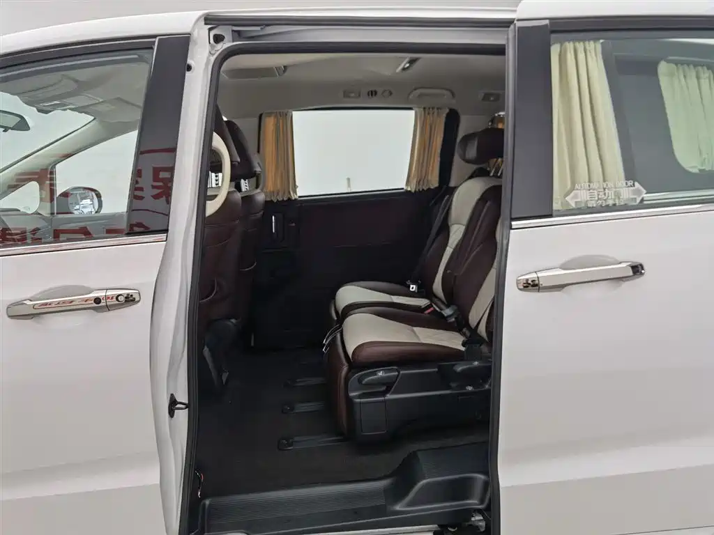 Honda Odyssey 2022 — фото 15