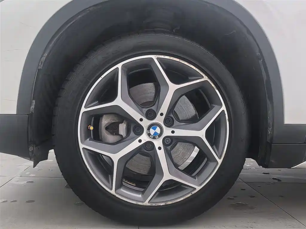 BMW X1 2017 — фото 17