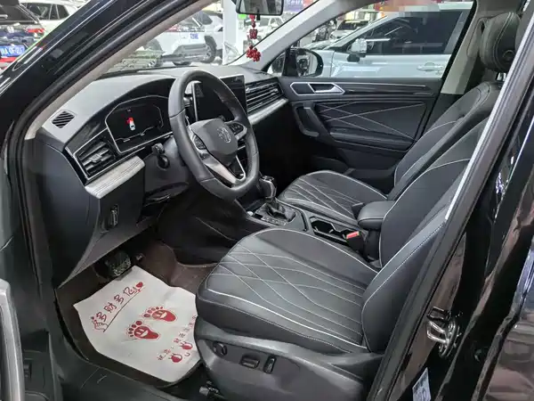 Volkswagen Tiguan L 2024