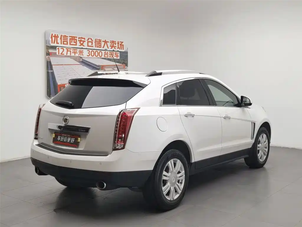 Cadillac SRX 2015 — фото 2
