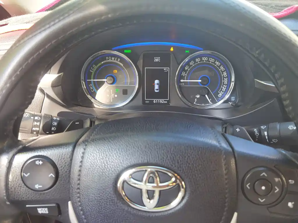 Toyota Corolla 2017 — фото 11