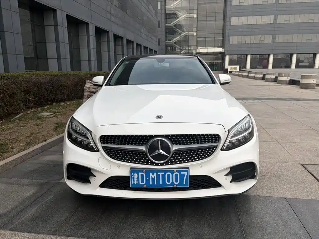 Mercedes-Benz C-Class 2019