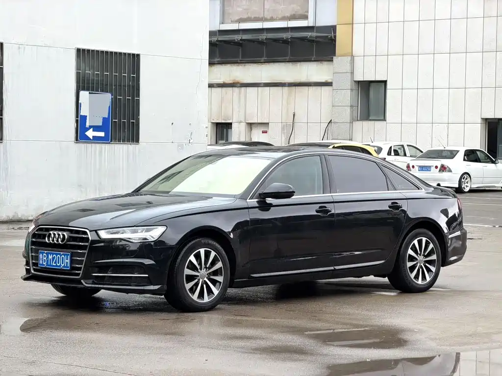 Audi A6L 2015 — фото 1