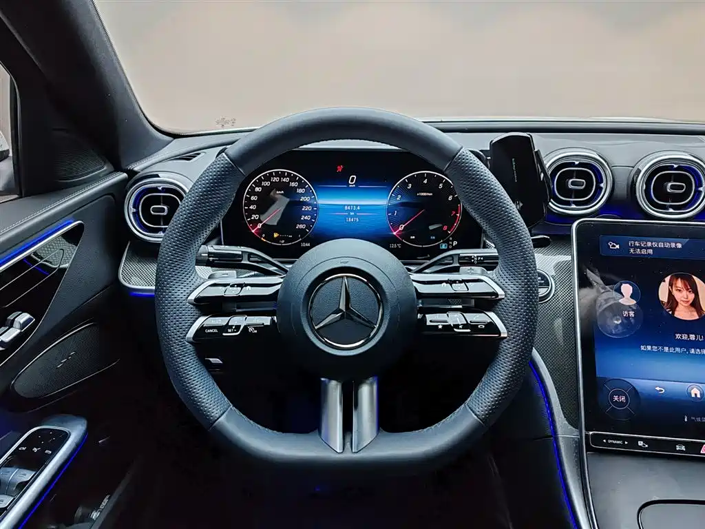 Mercedes-Benz C-Class 2024 — фото 17