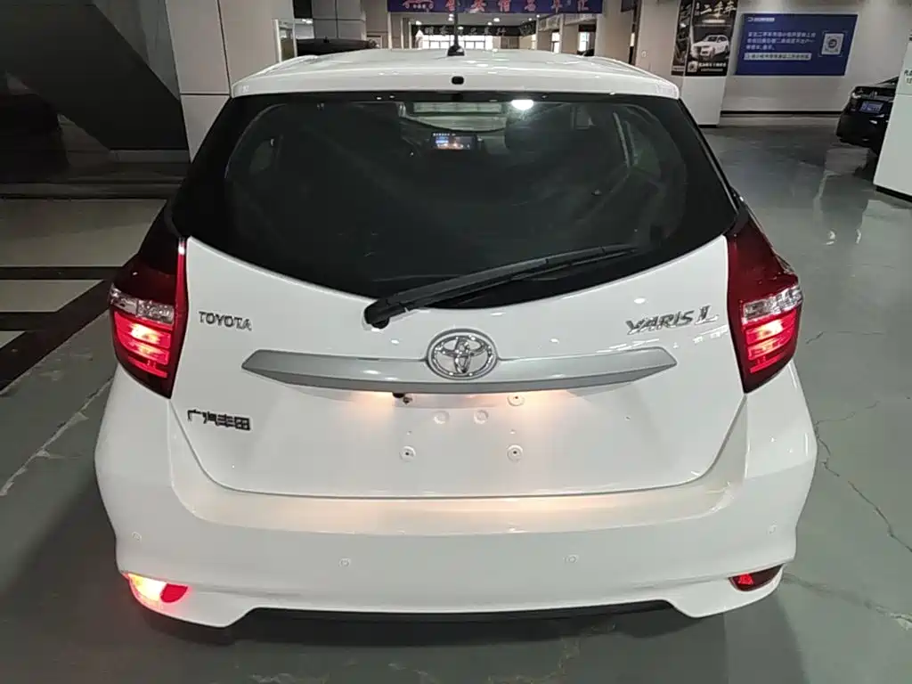 Toyota Yaris L 2016