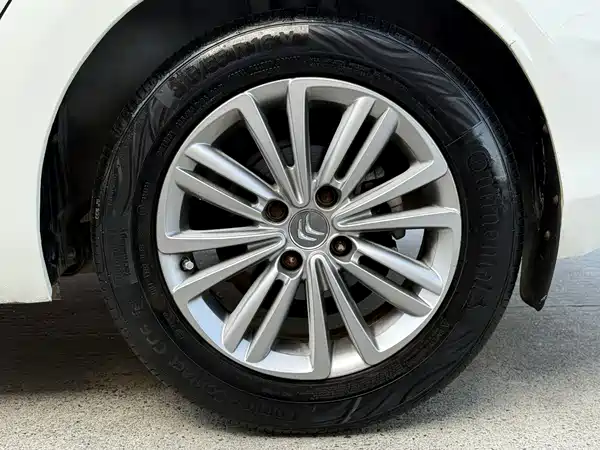 Citroën C4L 2014