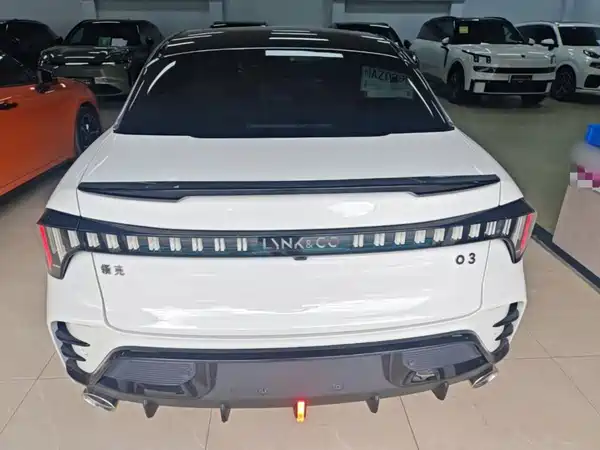 Lynk & Co 03 2024