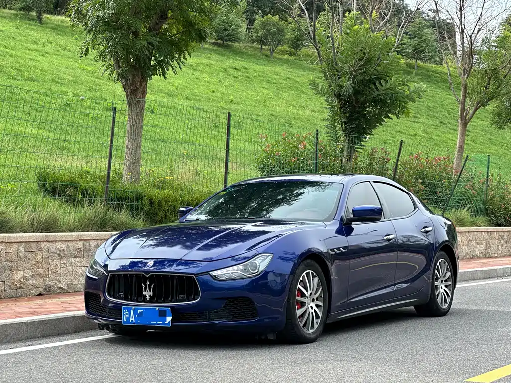 Maserati Ghibli 2015 — фото 1