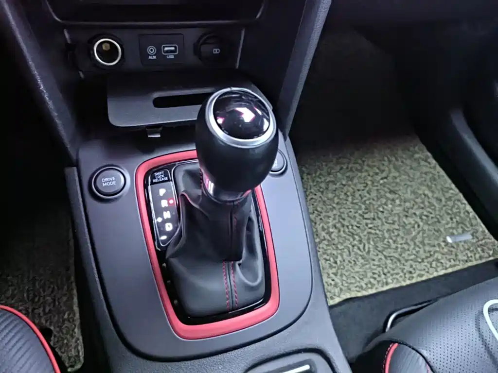 Hyundai ENCINO 2018 — фото 14
