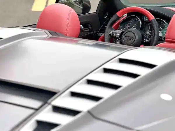 Audi R8 2013