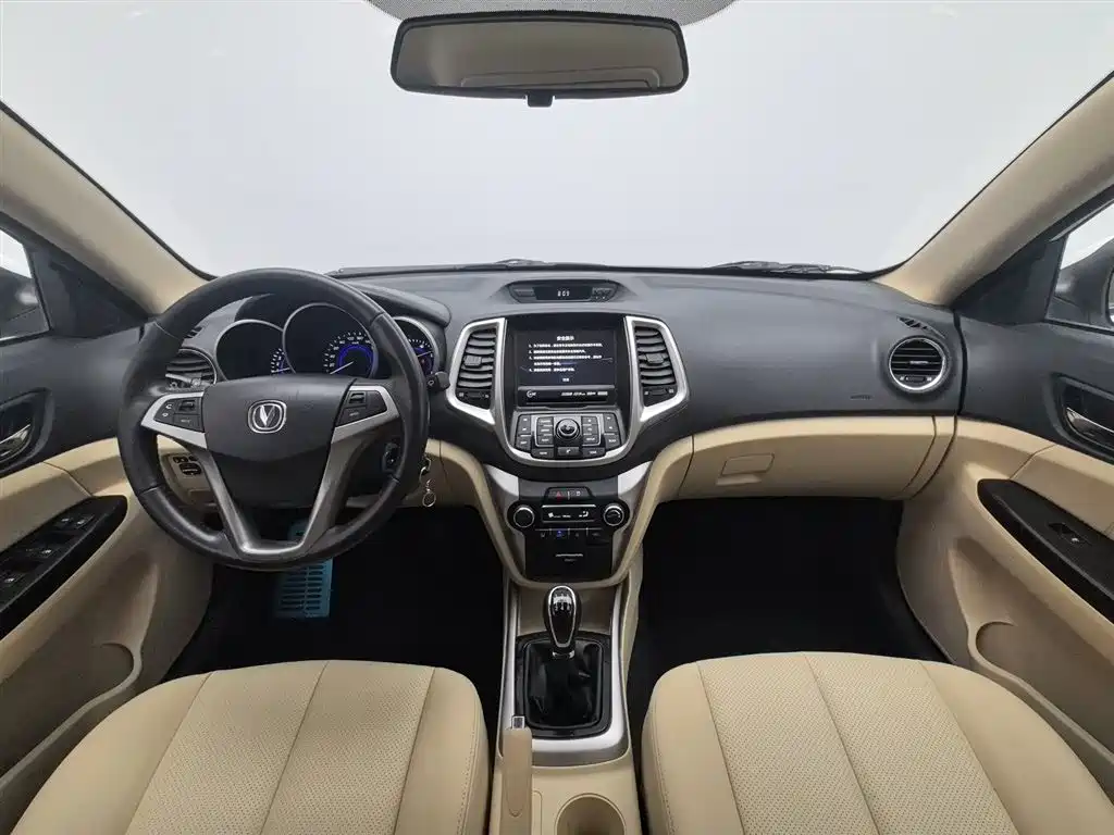 Changan Eado 2015 — фото 5
