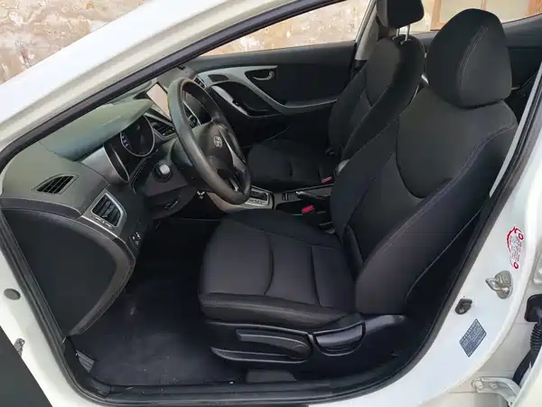 Hyundai Elantra Langdong 2017