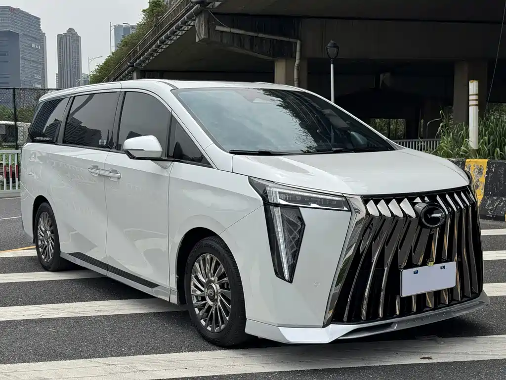 GAC Motor Trumpchi M8 2023 — фото 3