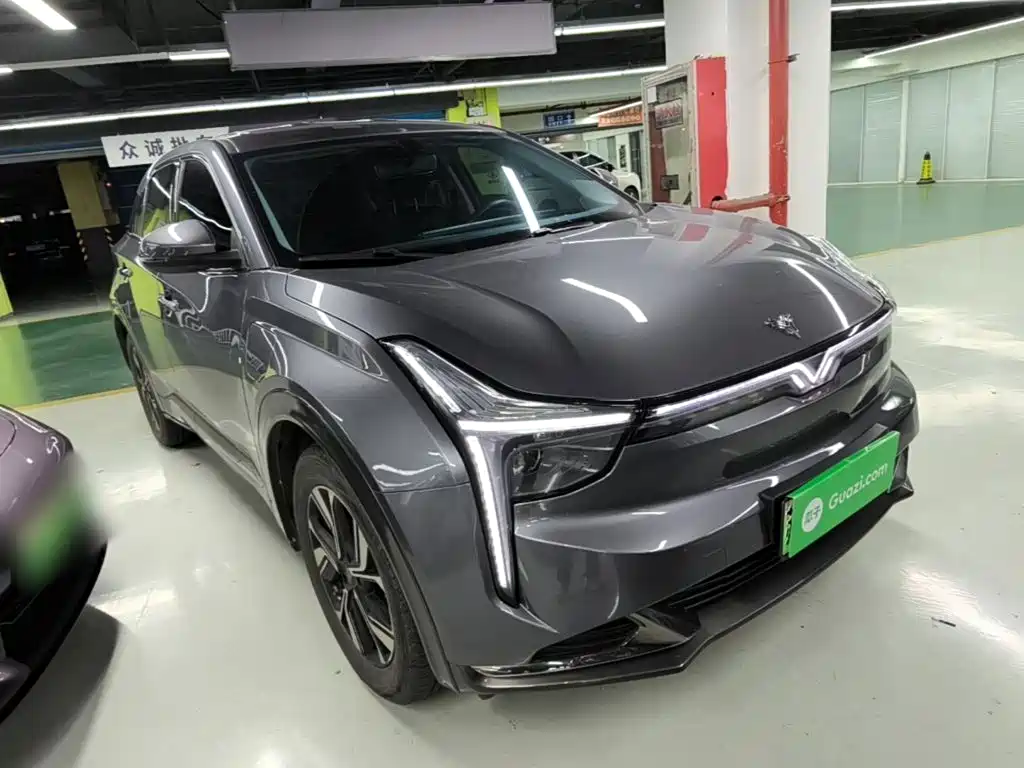Neta 哪吒U 2023款 哪吒U-Ⅱ 挑战版 400 U秀 磷酸铁锂 2024