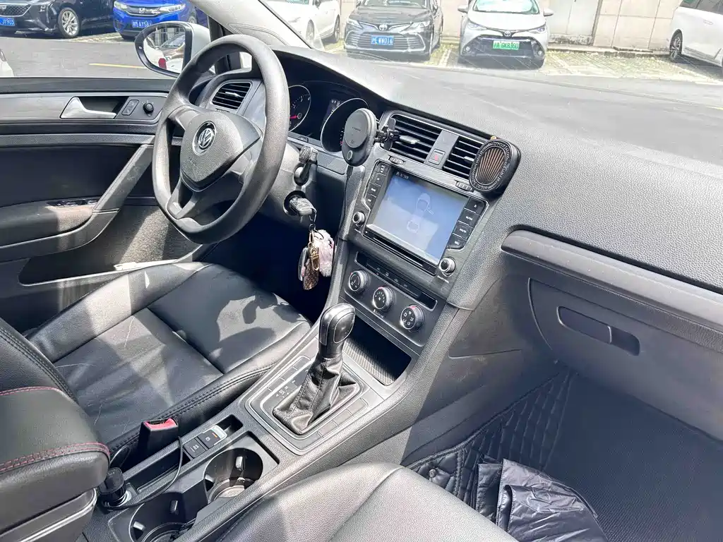 Volkswagen Golf 2016