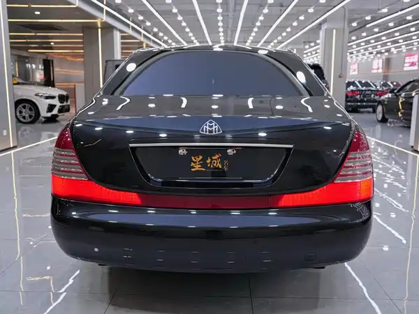 Maybach 2005