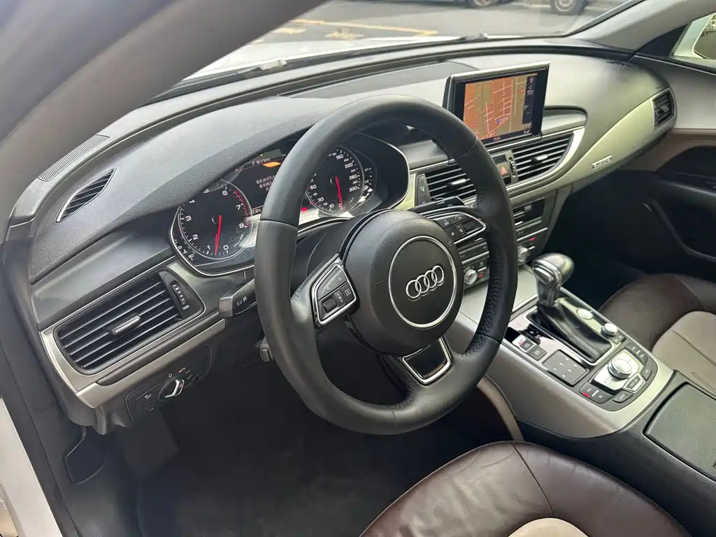 Audi A7 2015 — фото 10